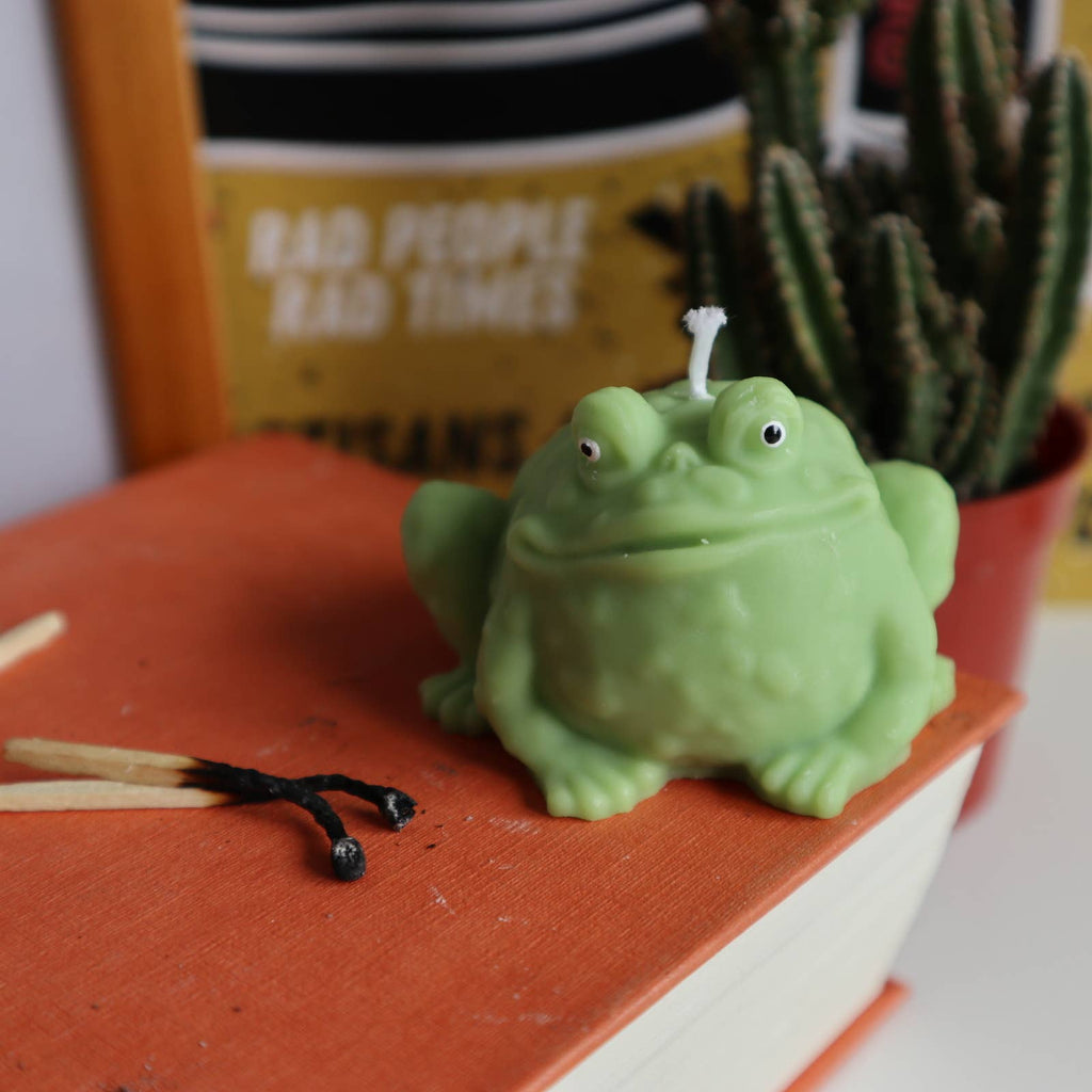 Green Frog Toad Candle